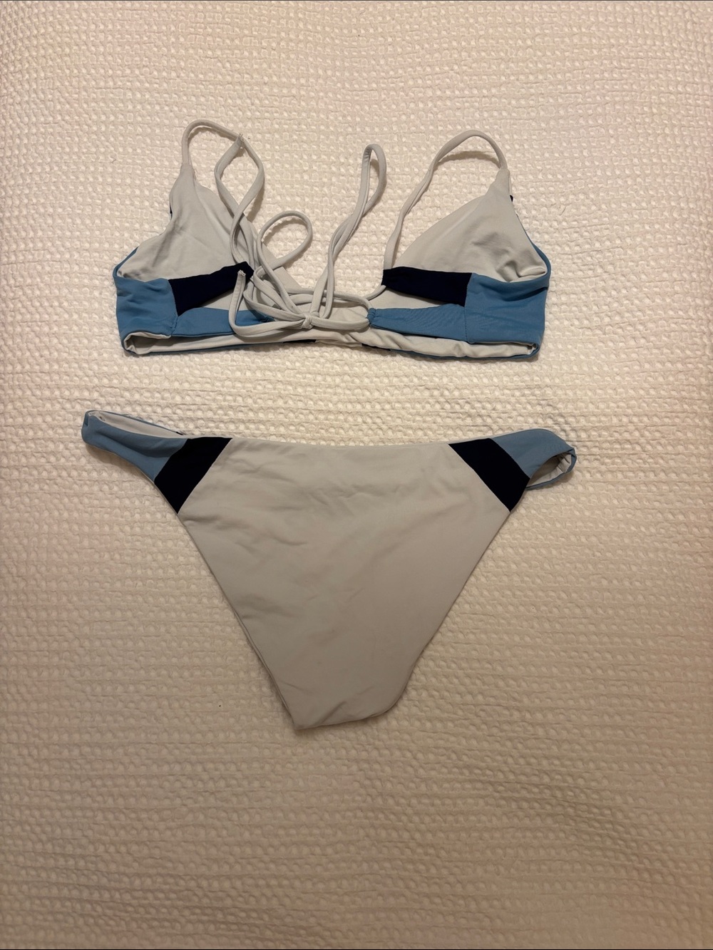 L* SPACE bikini - Picture 3 of 3
